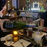 The Union Bar & Lounge - スパーリングワインも美味しいです