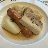 THE UPPER - 