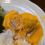 キッチン ブルー グローブ - パンプキンポテサラを乗せて