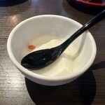 鮮藍坊 - 杏仁豆腐