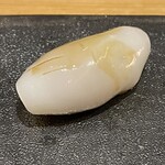 鮨 心白 - 握りは仰けから出始めの新烏賊と書いてしいいかと読みます