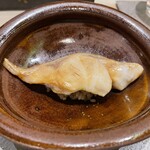 鮨 心白 - あかむつの脂が赤酢の舎利に染みて本当にヤヴァい