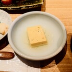 食堂わた - "柚子"が上品に香る、優しいお豆腐。