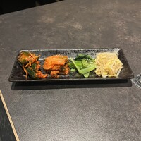 和牛とワイン 焼肉きゅうこん - 