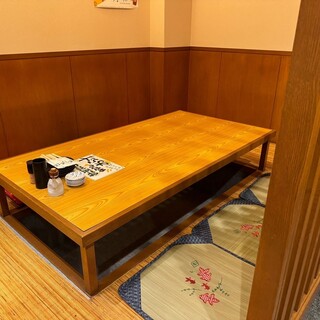 【貸切可】和の雰囲気漂う落ち着いた空間。掘りごたつの半個室有