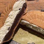 泉 - あんことクリームチーズ最中