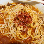 ラーメン二郎 - 粗挽き唐辛子投下～♪