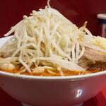 ラーメン二郎 - ラーメン半分＋ニンニク＋ＳＫうずら