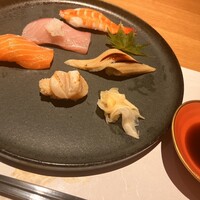 鮨・串揚げ 春夏秋冬 - 