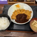 武蔵野 - 料理写真:チキンかつ定食720円