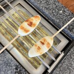 阿部蒲鉾店 - 焼き中