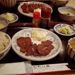 Natori - たんなか定食、奥たんもと定食