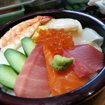 鮨処大漁 - 大漁ランチ880円　ちらし