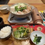 博多もつ鍋 やまや - 