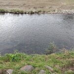 リットワークプレイス - 中津川を見ながら、こういう立ち飲みはいいかも