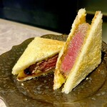 個室焼肉 牛姫 - カツサンド‼️