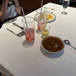 ロウリーズ・ザ・プライムリブ 大阪 - 〆のビーフシチューととうもろこしのプリン。