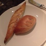 レフェルヴェソンス - プティバゲットの端っこがカリカリ