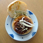 稲垣商店 - コロッケバーガー100円