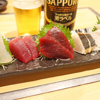 冨士屋本店 - お刺身盛合せ(おまかせ5種盛)左から平目、かつお、まぐろ赤身、さわら炙り、かんぱち
