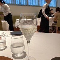 プリミ・バチ - 
