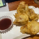 鳥貴族 - とり天　※白だしで下味をつけたのがリニューアルのようです。確かに前から下味ないな、とは思ってましたが、梅ソースが濃い？のであまり気にならなかったんですよね。