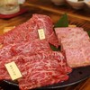 炭火焼肉衛門 - 