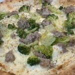 PIZZERIA ONDA - サルシッチャ