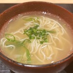 日本料理 柳燕 - 青森の麺を使った白湯スープラーメン