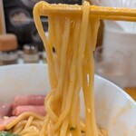 まほろば - 卵まぜそば・麺ズーム