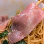 まほろば - 卵まぜそば・チャーシューズーム