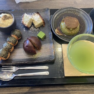 ティーズ グリーン_0