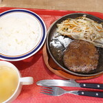 COOK BARN ステーキ＆ハンバーグ - 国産牛ハンバーグ　おろしソース　980円