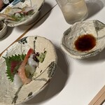 いしや - お刺身。。。サワラかな、一切れ食べた後笑