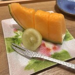 奥 - メロンとマスカット