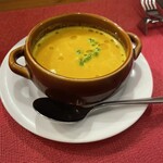 オステリア カーロ パパ - かぼちゃのスープ