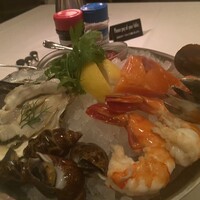 ロウリーズ・ザ・プライムリブ 恵比寿ガーデンプレイス店 - 