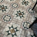 National Kitchen by Violet Oon - 店内の床