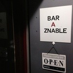 BAR A ZNABLE - 入り口はこちら〜♫