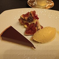 ガストロノミー ジョエル・ロブション - 