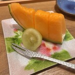 奥 - メロン、マスカット