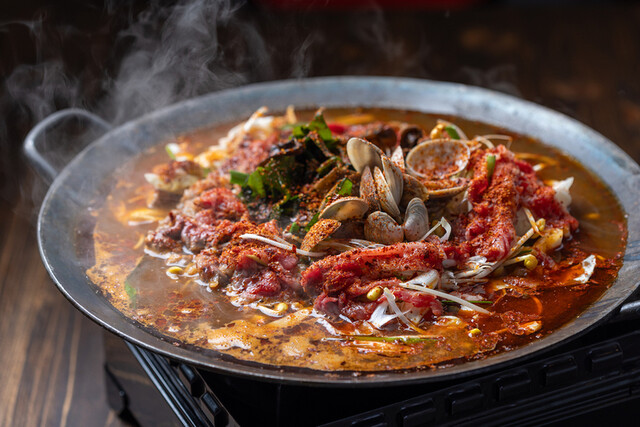 閉店】貝出汁炊き肉まるも (【旧店名】旬菜肉バル まるも 閉店】貝出汁炊き肉まるも (【旧店名】旬菜肉バル まるも
