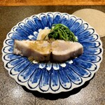 東山 吉寿 - 鰆焼き　中はレアで絶妙　素焼きクレソンと蕪