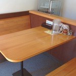 Asakusa Ramen - テーブル席
