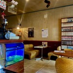 暖 - 店内