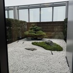 Sushi Hōseki - カウンター席から見える天空庭園