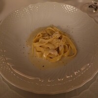 飯箸邸 - 4種のチーズのタリアテッレ