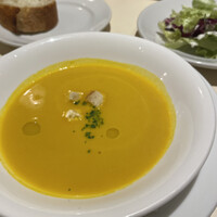 マンジャーモ - 