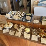 01BAKERY - 店内环境