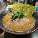 横浜家系らーめん英 - 